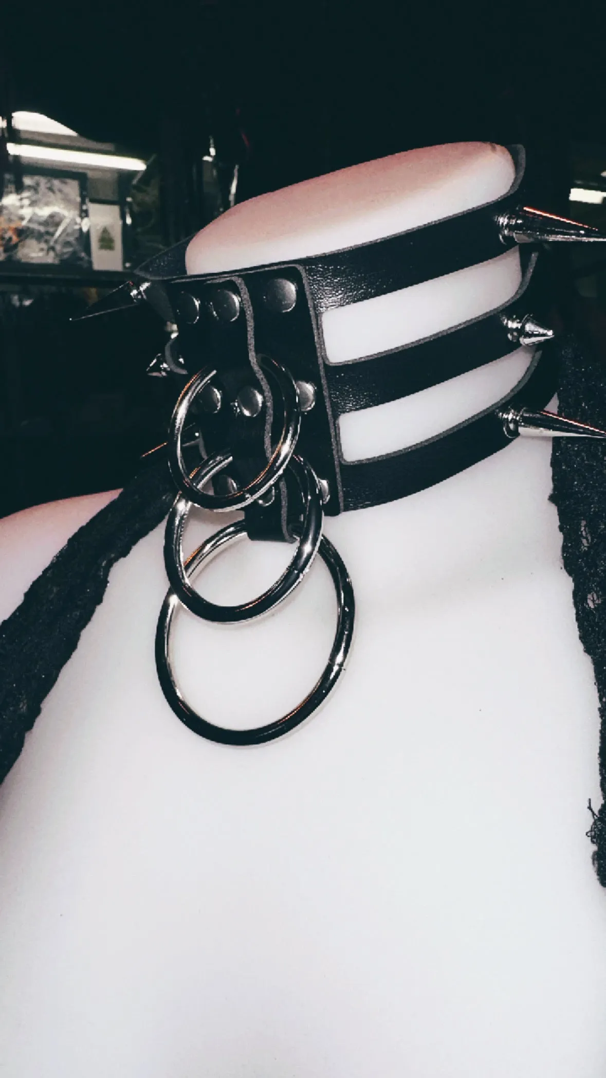‘CYBER’ TALL BLACK PLEATHER CHOKER WITH CUT OUT AND METAL DETAILING