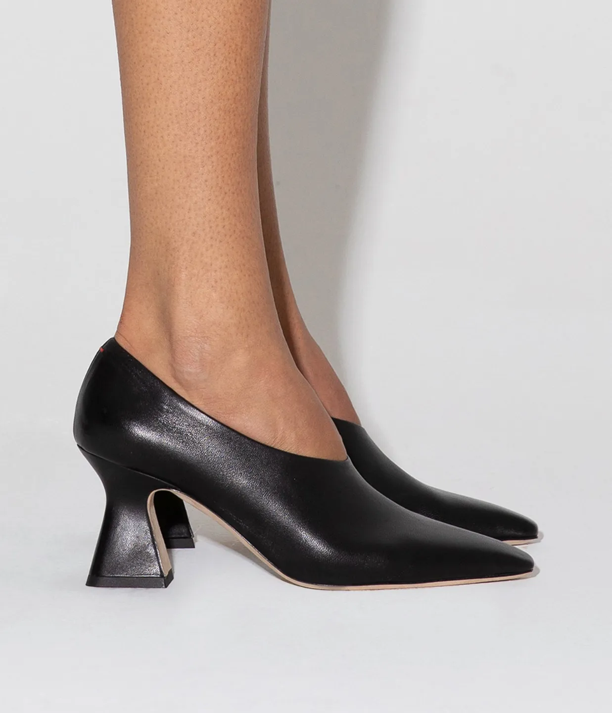 Nova Nappa Leather Heel in Black