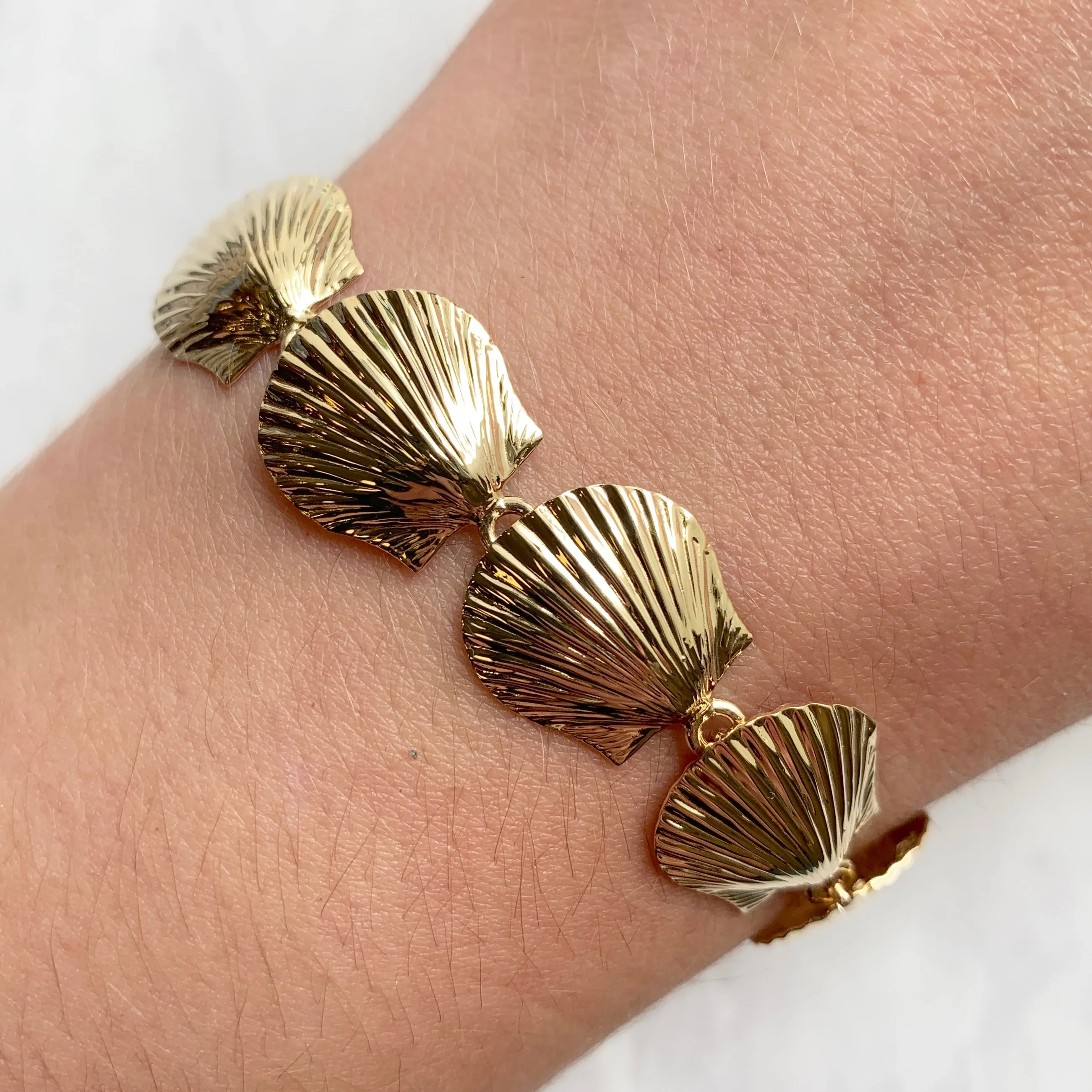 Scallop Shell Link Bracelet
